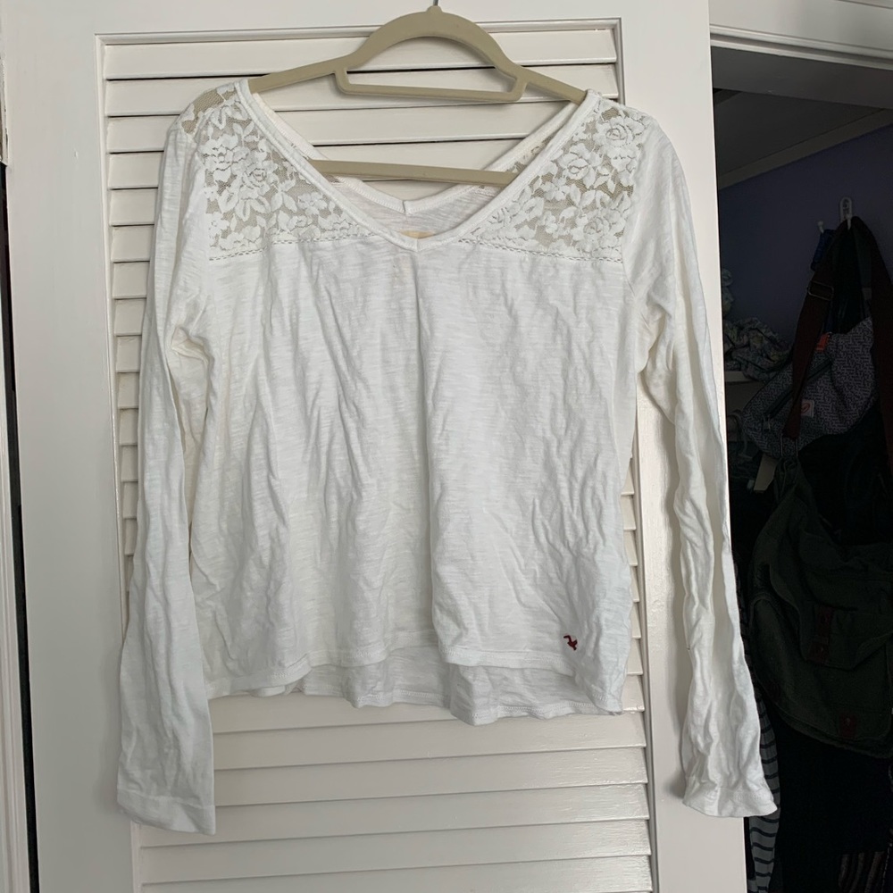 Hollister top